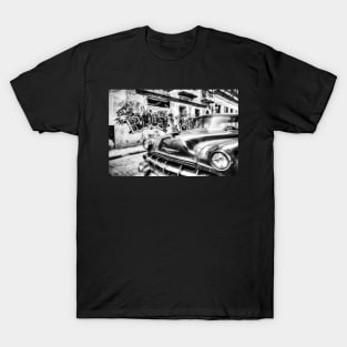 Cuban Car Black And White T-Shirt